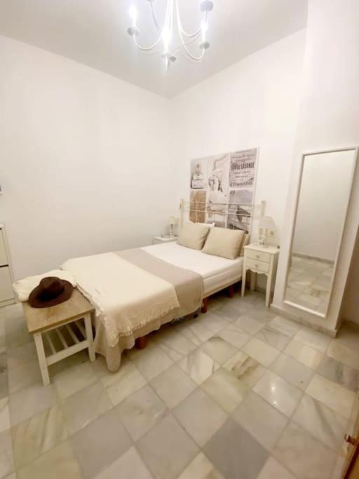 Apartamento En Calle Regla Sanz Sevilha Exterior foto