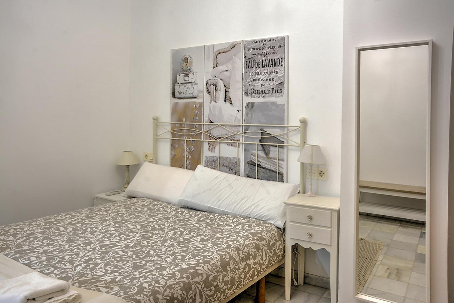 Apartamento En Calle Regla Sanz Sevilha Exterior foto